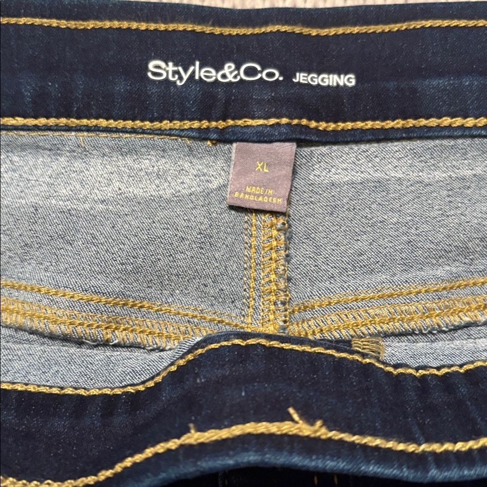 Style & Co Women's Dark Blue Stretch Jeggings Jeans Size XL pre owned - Picture 4 of 11